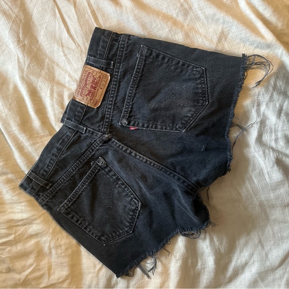 Levi High Waisted 505 Black Distressed Jean Shorts - Picture 5 of 6